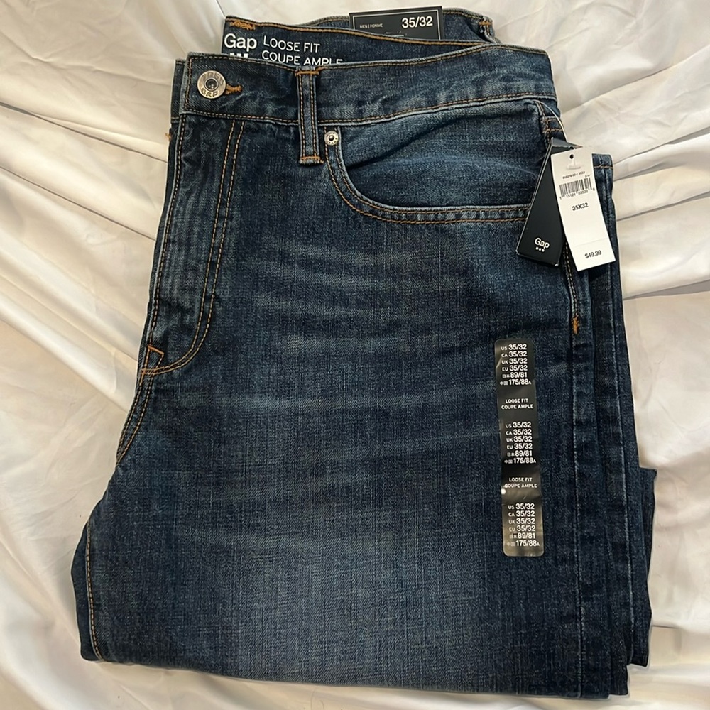 Loose fit jeans